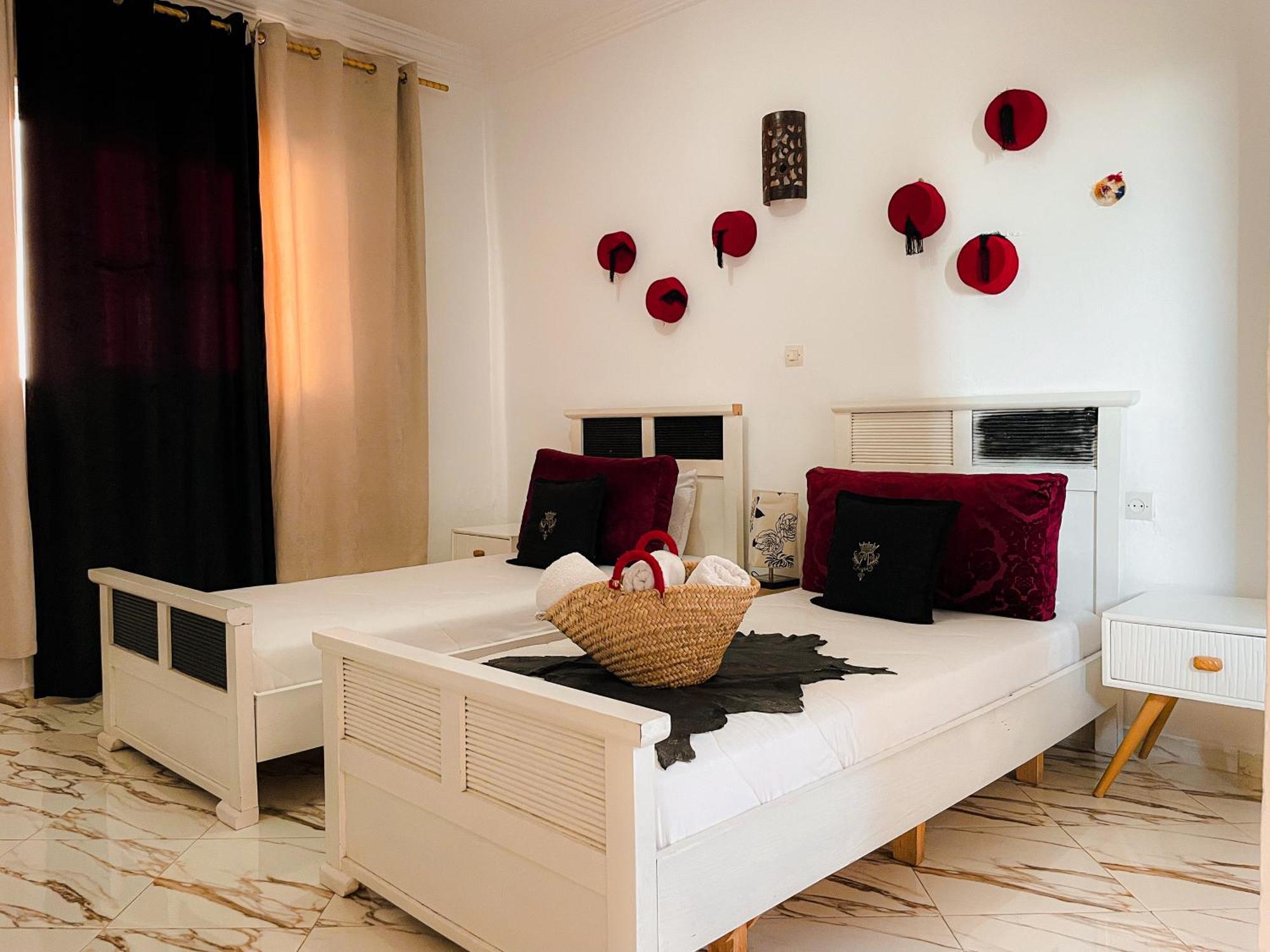 Hotel Princesse Ilham Шефшауэн Экстерьер фото