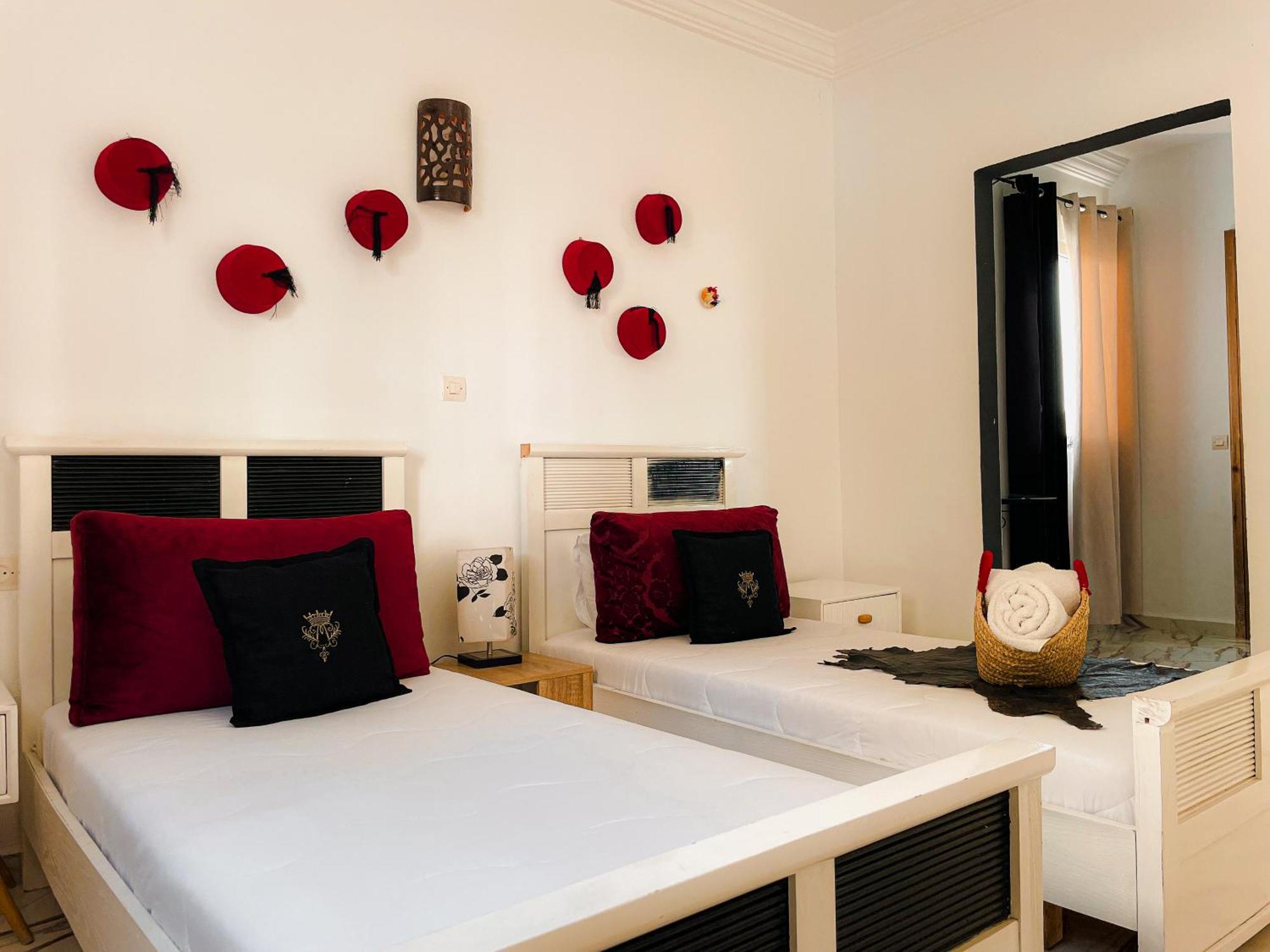 Hotel Princesse Ilham Шефшауэн Экстерьер фото