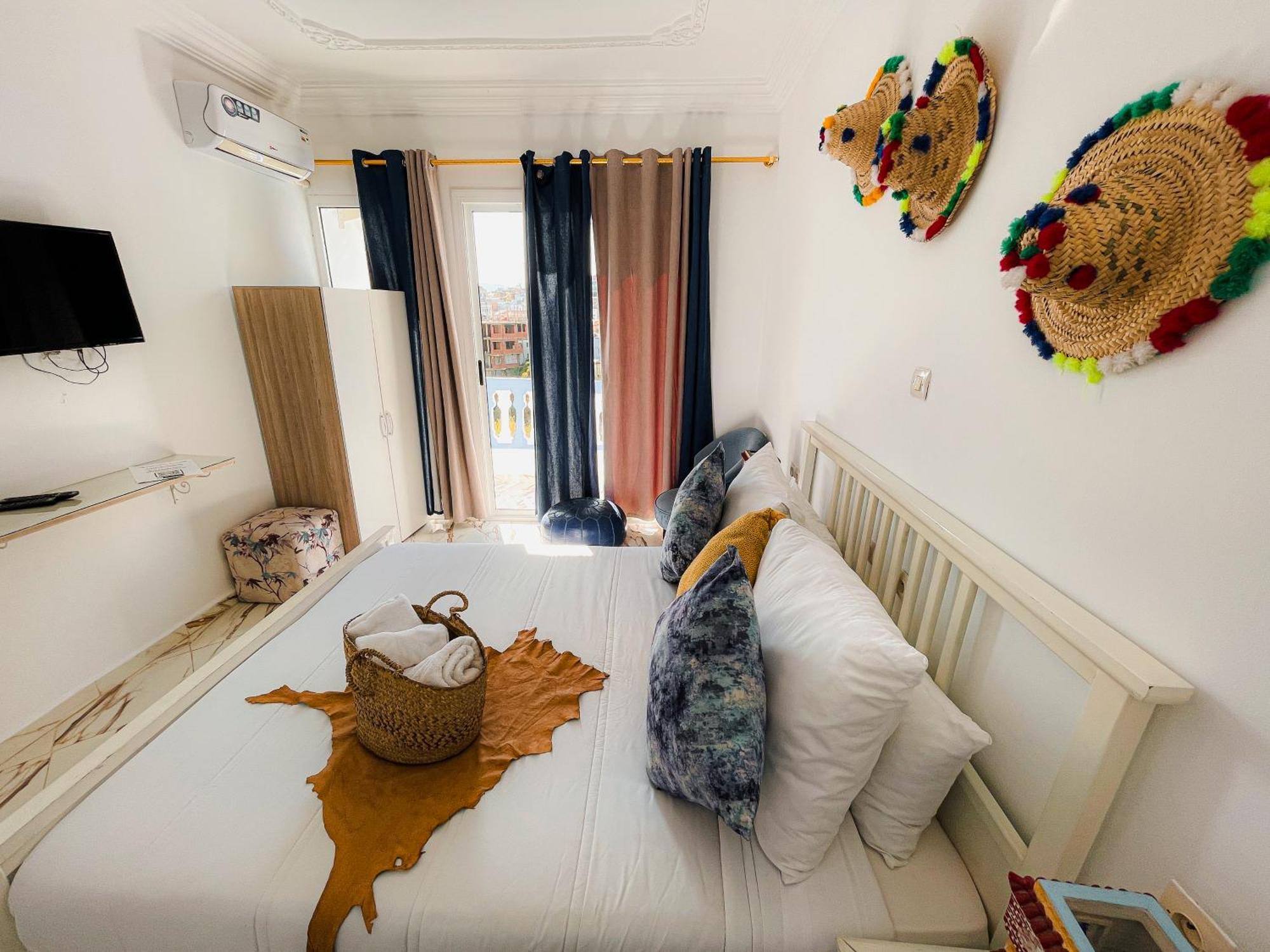 Hotel Princesse Ilham Шефшауэн Экстерьер фото