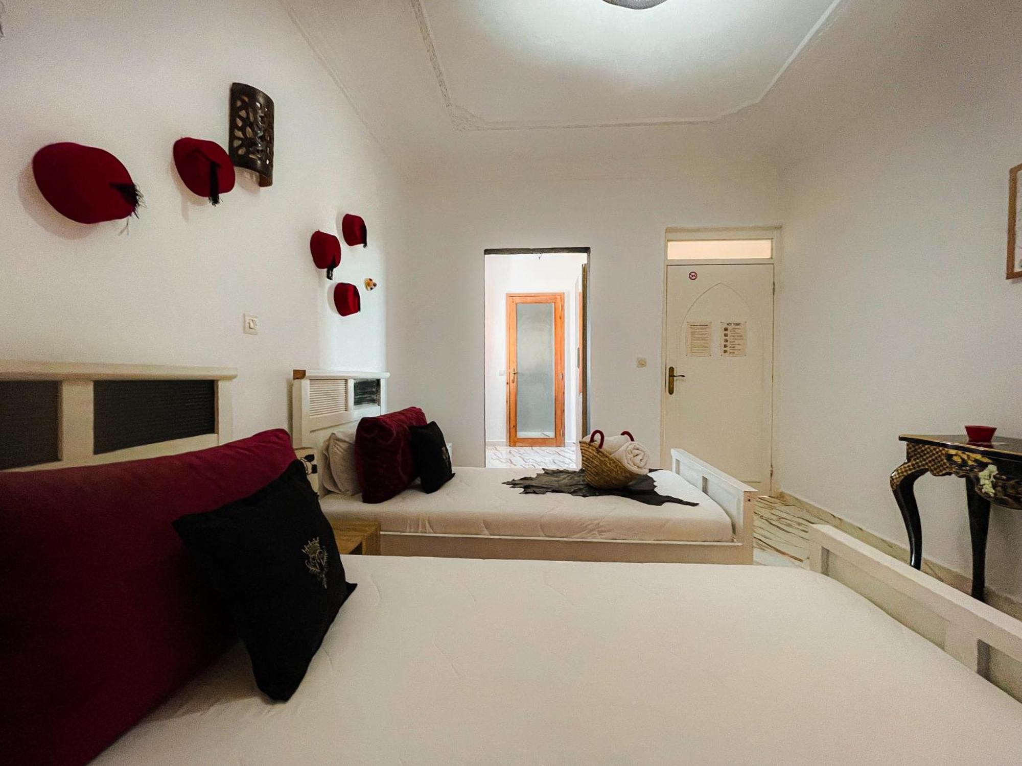 Hotel Princesse Ilham Шефшауэн Экстерьер фото
